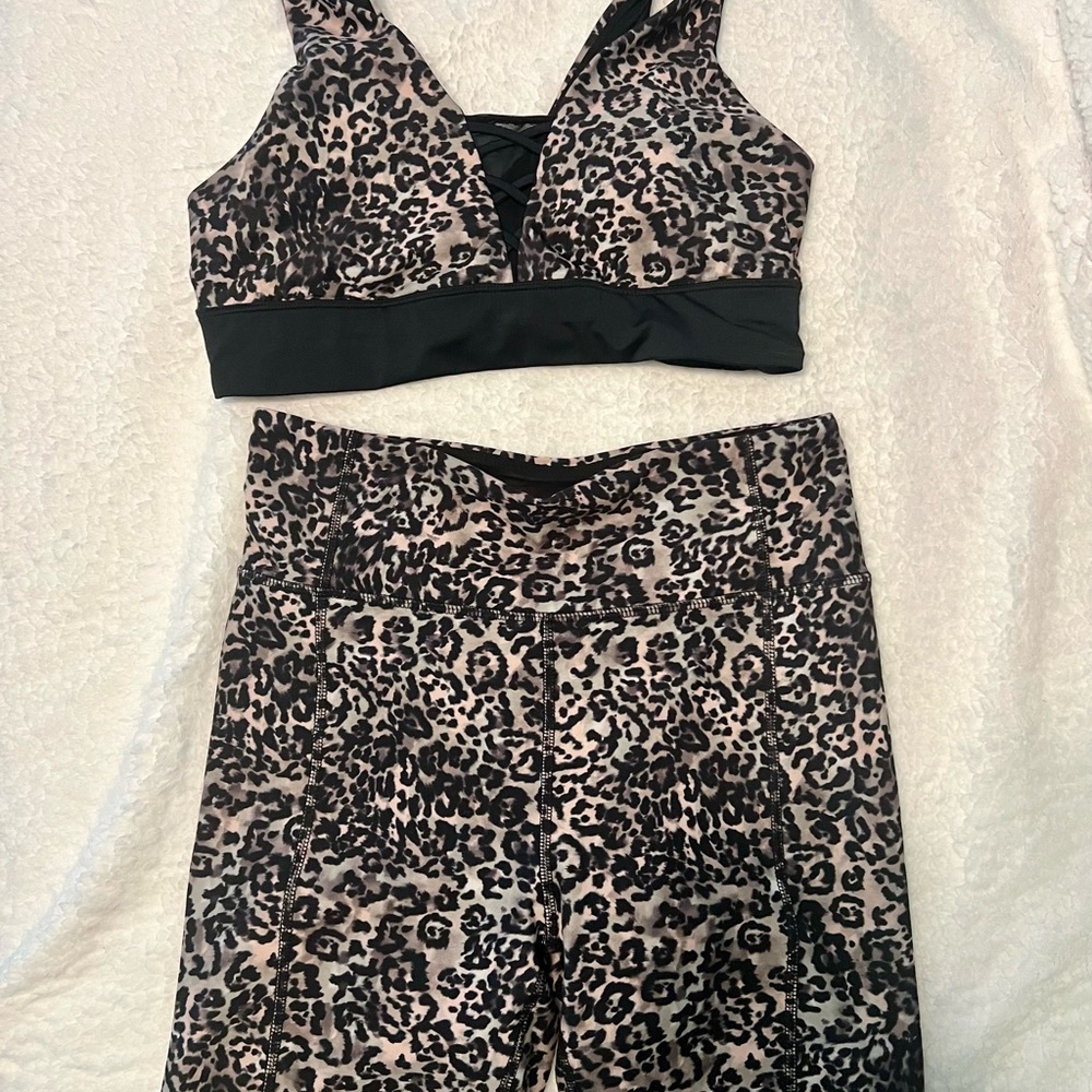 Jessica Simpson Activewear